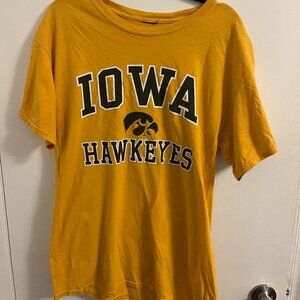 Generic Iowa Hawkeye Yellow T-shirt Mens Large